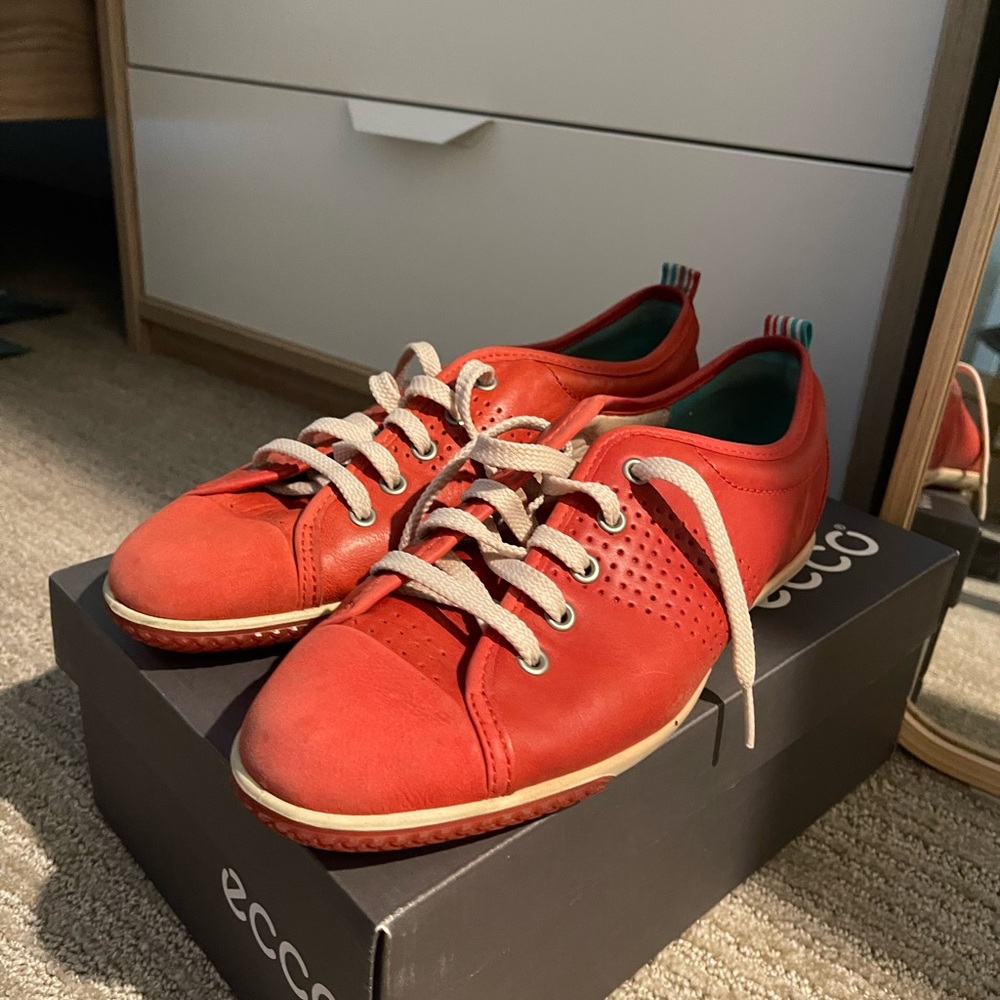 Ecco spin red  leather women sneaker